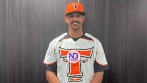 Víctor Estévez es contratado como dirigente Toros del Este