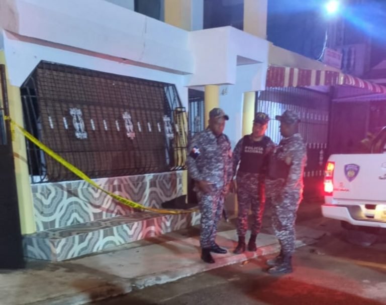 asesinato 8 Militar habría matado a 3 de su familia y luego se pegó un tiro