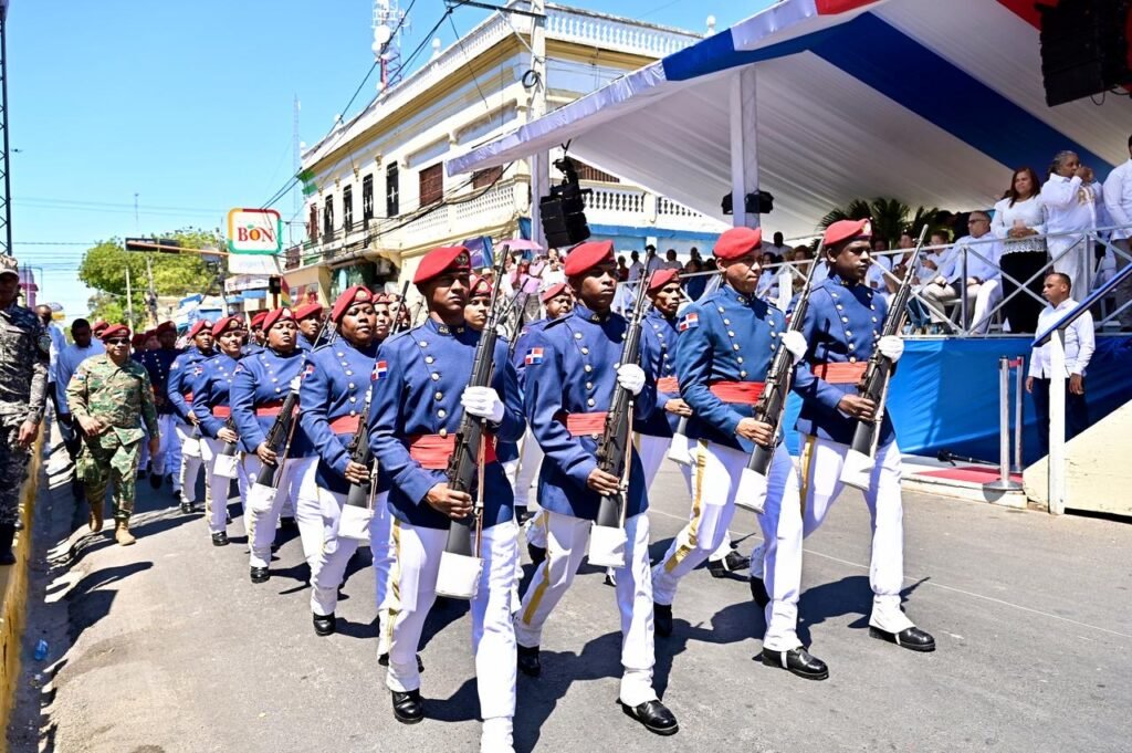 desfile militar Presidente encabeza desfile por 181 años de batalla 19 de marzo