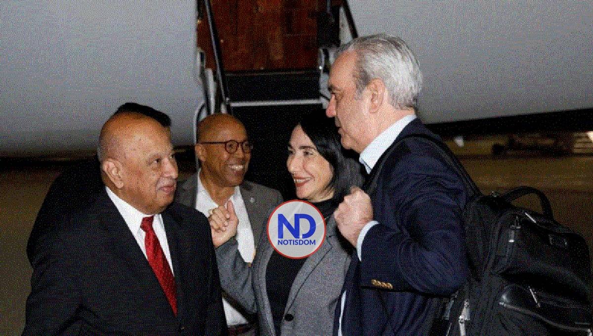 Abinader llega a Roma; dice el papa Francisco dejó huellas