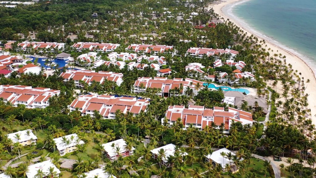 Cartera de crédito banca múltiple en turismo cerró con RD$113,784 millones en 2024 3 Apoyo al sector turistico Cartera de crédito banca múltiple en turismo cerró con RD$113,784 millones en 2024