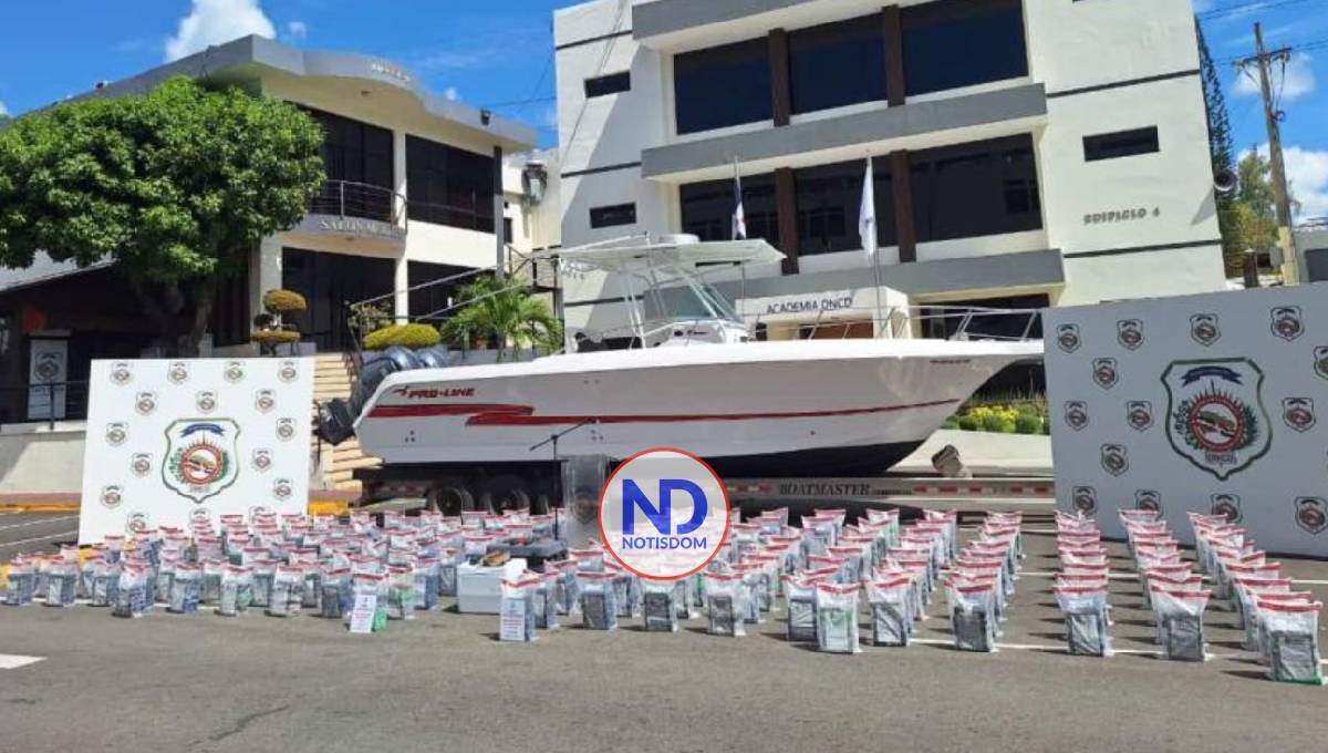 DNCD incauta 993 paquetes de cocaína y arresta tres hombres