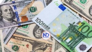 El dólar y el euro se mantienen a la baja este viernes