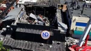 Ingeniero dice peso en el techo no causó el colapso en Jet Set