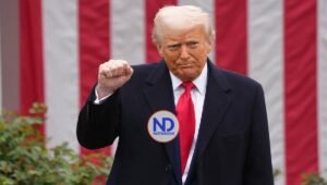 Trump pide gente de EU resistir; dice «resultado será histórico»