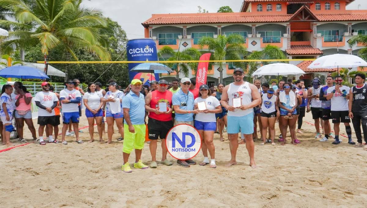 Festival Deportivo Hato Mayor/Vicentillo reconoce trayectoria de jugadores