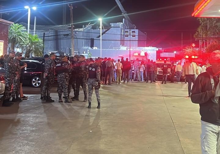 JET SET Se desploma techo de la discoteca Jet Set, de SD; muchos afectados