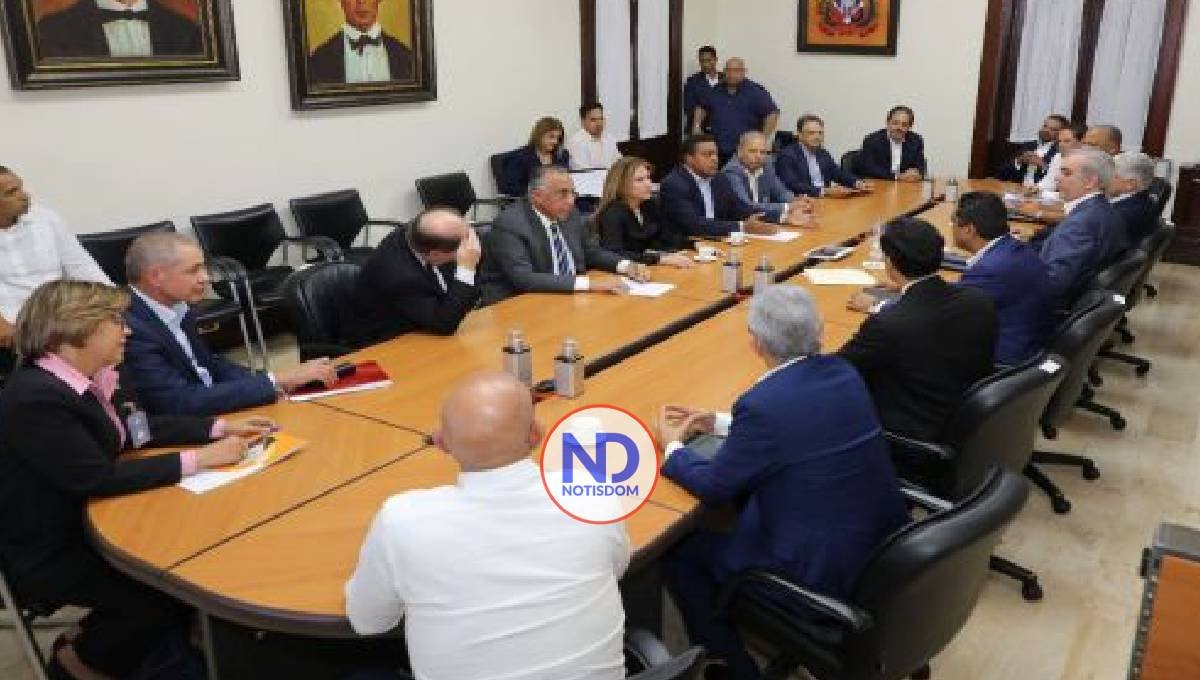 Abinader encabeza reunión con CO de Juegos Centroamericanos
