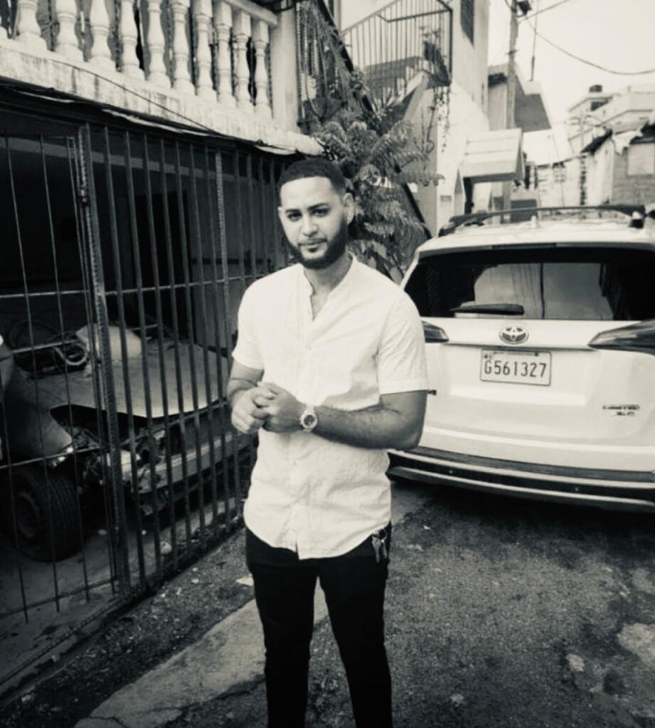 Julio Jeferson Martinez Martinez Los rostros de quienes fallecieron en la tragedia de Jet Set (parte 1)