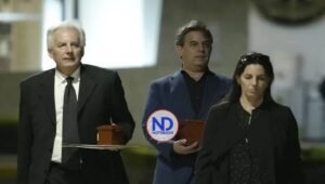 Restos Vargas Llosa incinerados y entregados a sus tres hijos