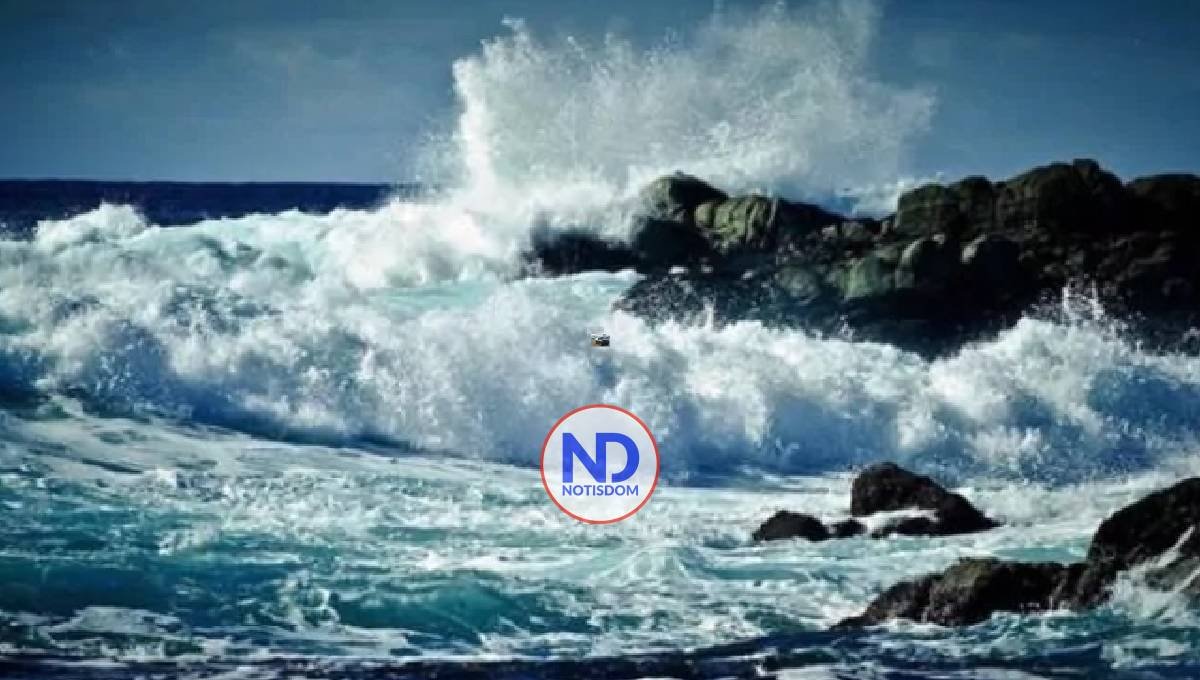 Por oleaje prohíben uso de playas desde Nagua hasta Montecristi 2 Por oleaje prohíben uso de playas desde Nagua hasta Montecristi