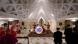 El Vaticano publica la primera foto del féretro del papa Francisco