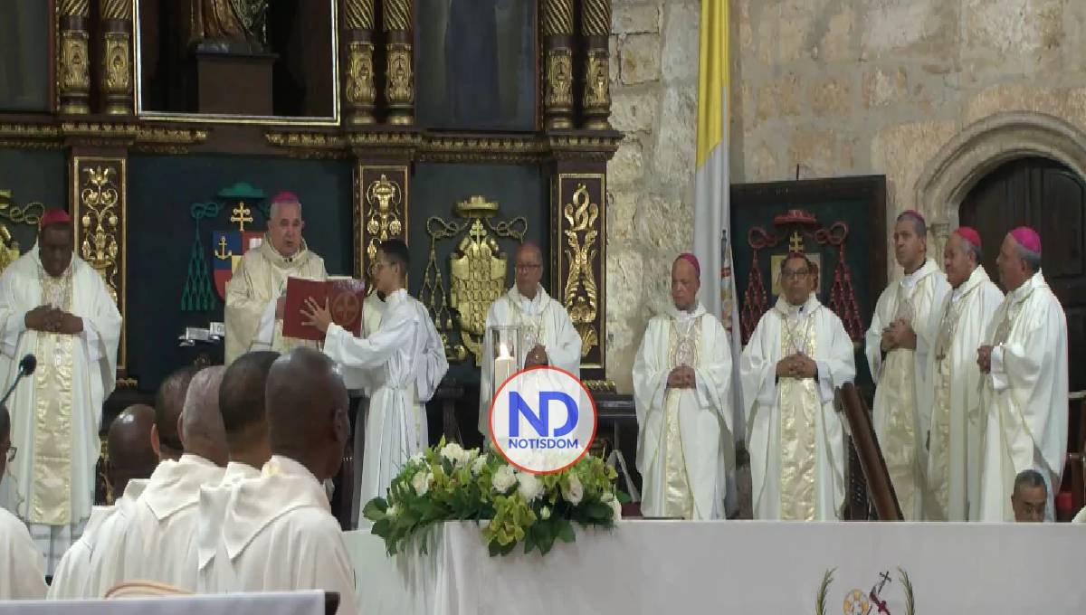 Con una misa solemne, la Iglesia dominicana despide al Papa Francisco