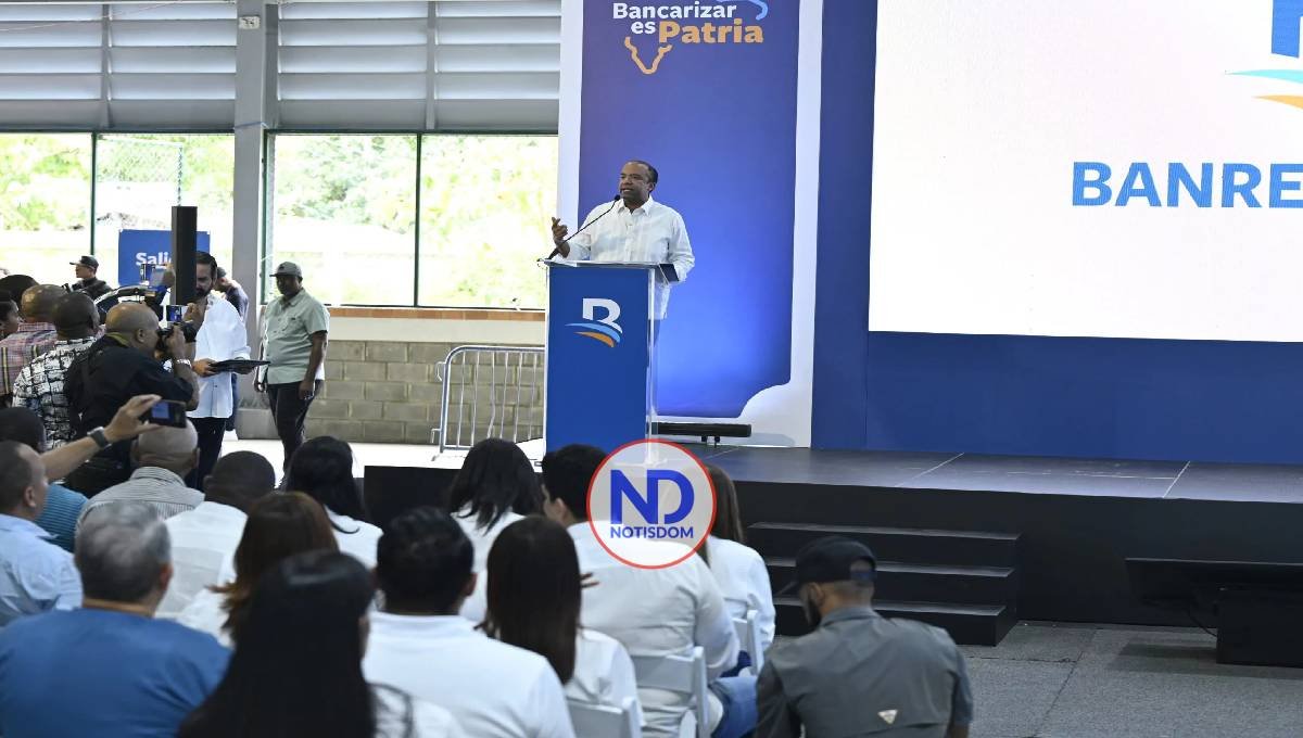 Banreservas lleva jornada de bancarización a comunitarios del Nuevo Domingo Savio 2 Banreservas lleva jornada de bancarización a comunitarios del Nuevo Domingo Savio