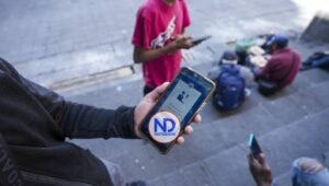 EEUU examinará actividad en redes sociales de los migrantes