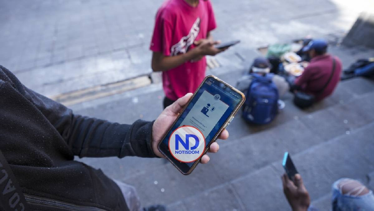 EEUU examinará actividad en redes sociales de los migrantes