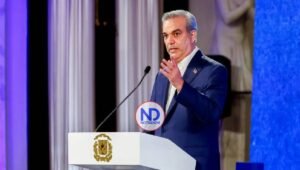 Abinader reitera baja de deuda respecto al PIB y promete mantener disciplina fiscal