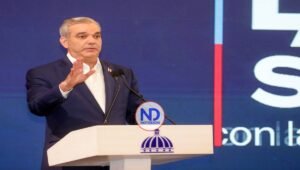 RD y EE.UU. discuten impacto de impuesto a remesas propuesto por Congreso estadounidense