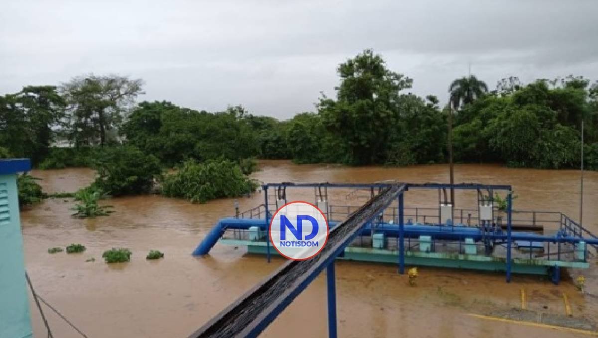 Más de 323,000 personas sin agua por efectos de las lluvias