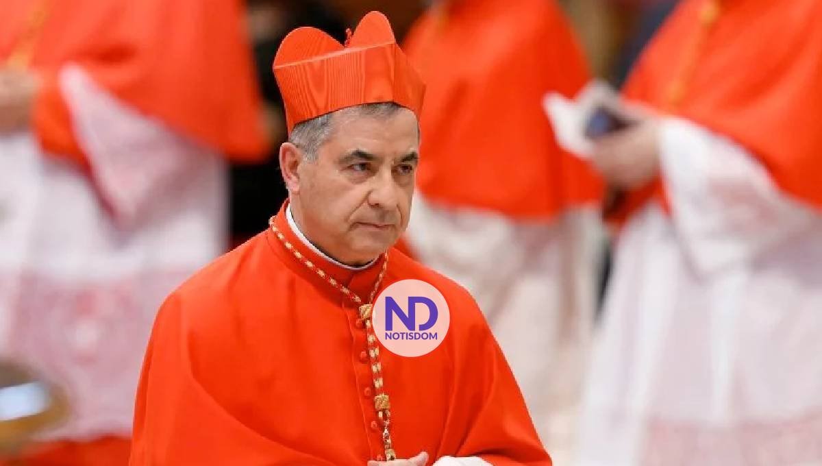 El cardenal Becciu cumple voluntad de Francisco y se aparta del cónclave