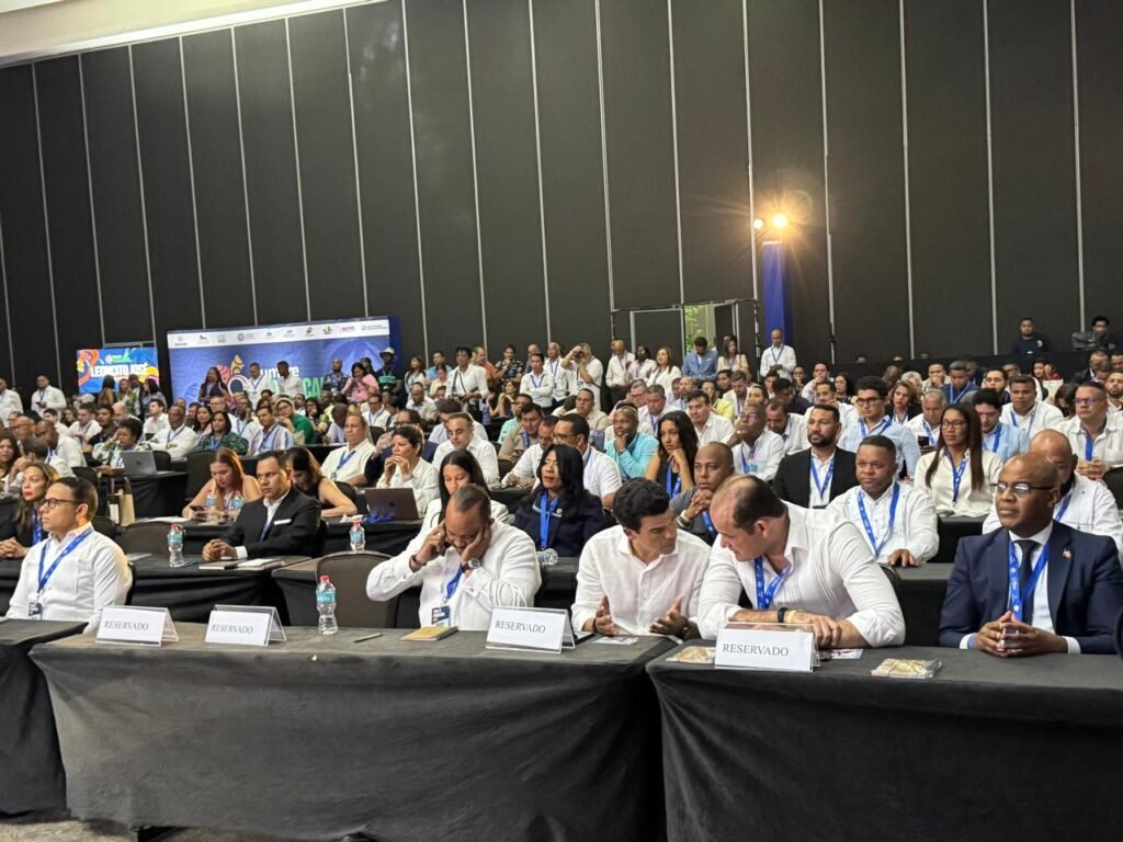 Inauguran XXII Cumbre Mundial de Comunicación Política en Punta Cana 4 CUMBRE PUNTA CANA 1 Inauguran XXII Cumbre Mundial de Comunicación Política en Punta Cana