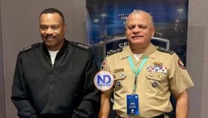 Ministro de Defensa se reúne autoridades militares de EEUU