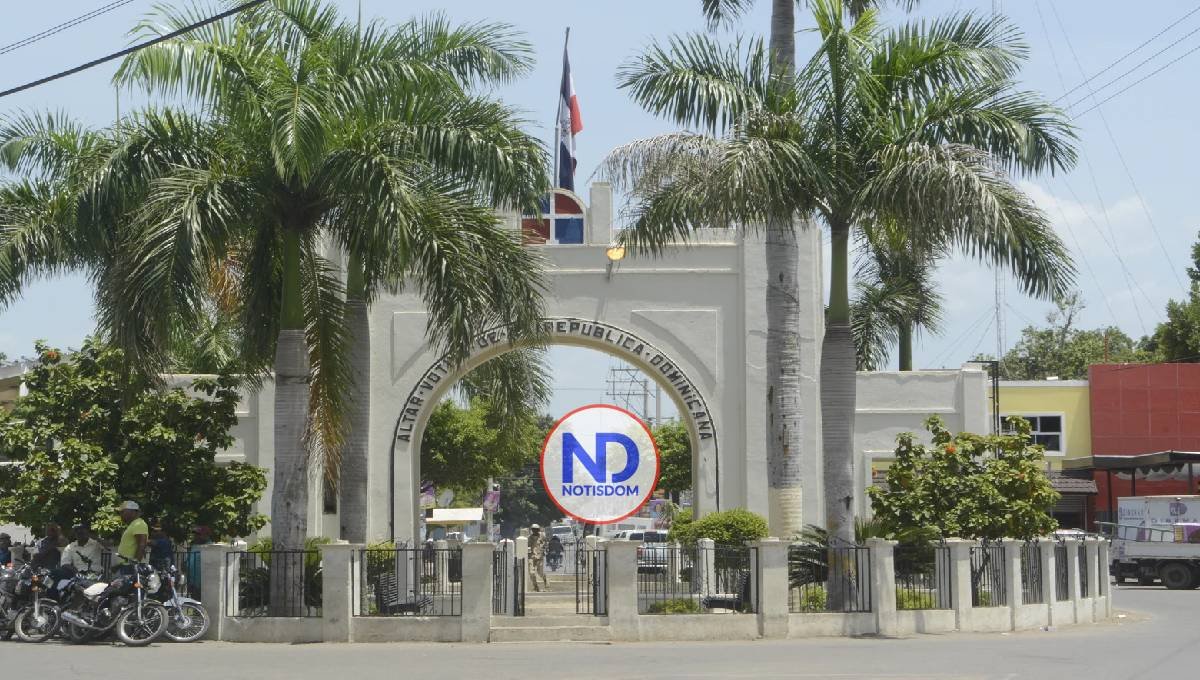Diplomáticos haitianos visitan Dajabón; investigan denuncias
