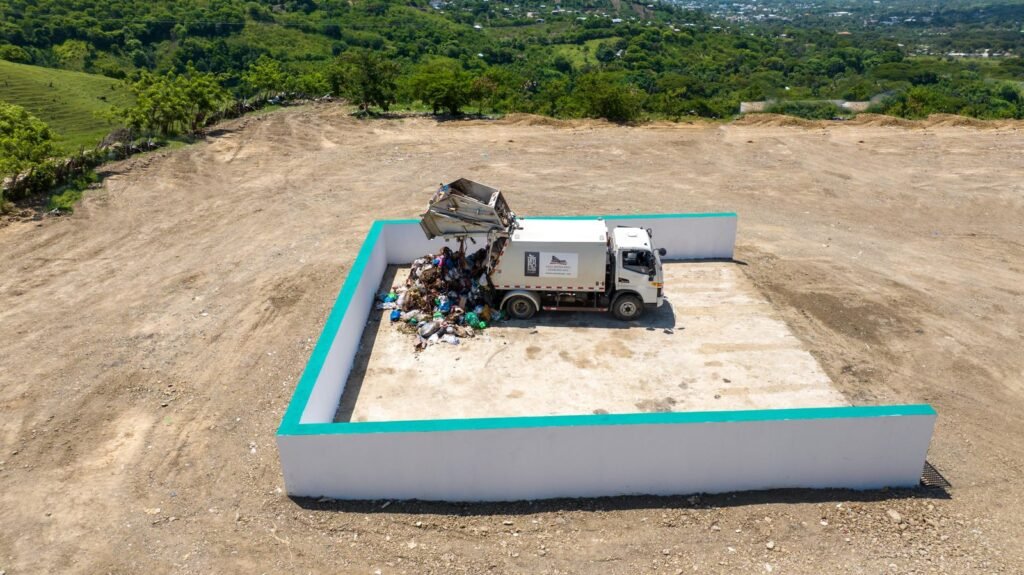 Estacion de transferencia en Tamboril DO Sostenible inaugura estación de transferencia en Tamboril y cierra vertedero