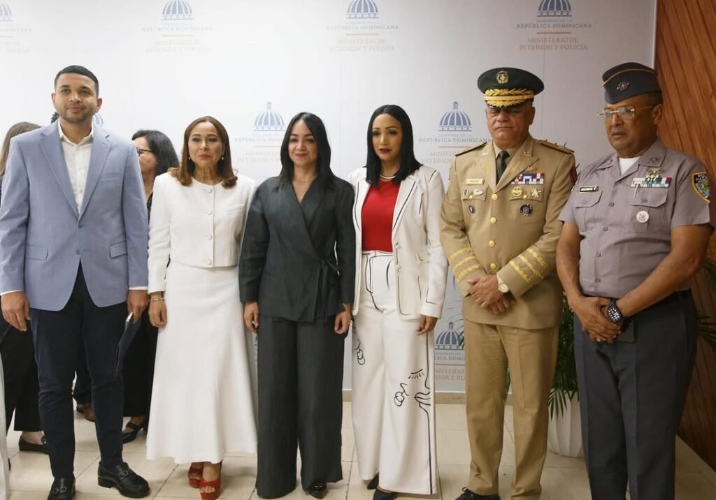 Impulsan plan que busca frenar tráfico ilícito de armas en Centroamérica y RD 3 FARIDE RAFUL 57 Impulsan plan que busca frenar tráfico ilícito de armas en Centroamérica y RD