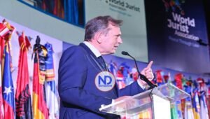 Presidente de la World Jurist Association resalta fortaleza de la democracia dominicana