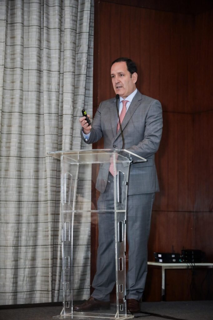 Realizan panel para examinar impacto panorama internacional a comercio exterior de RD 3 Jose Antonio Alvarez Realizan panel para examinar impacto panorama internacional a comercio exterior de RD