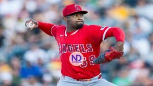 El abridor dominicano José Soriano logra su tercera victoria, Angelinos superan a los Atléticos