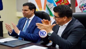 Roberto Ángel y Dío Astacio firman acuerdo para abrir escuela de música en SDE