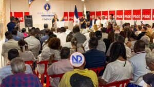 Carolina Mejía se reúne con compañeros del PRM en Madrid