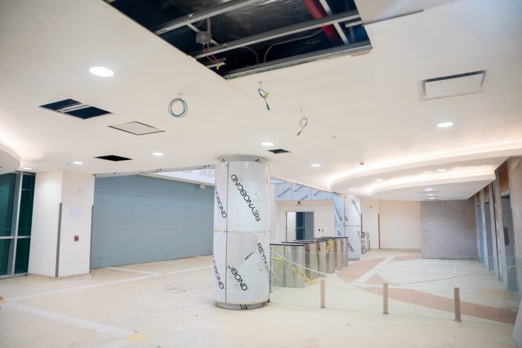 Ciudad Sanitaria Ministro Bonilla supervisa construcción de edificio en Ciudad Sanitaria