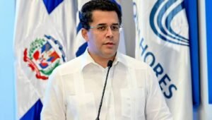 David Collado anuncia entrega del nuevo malecón de Haina esta semana
