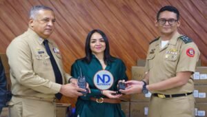 Anuncian agentes de Migración utilizarán cámaras corporales