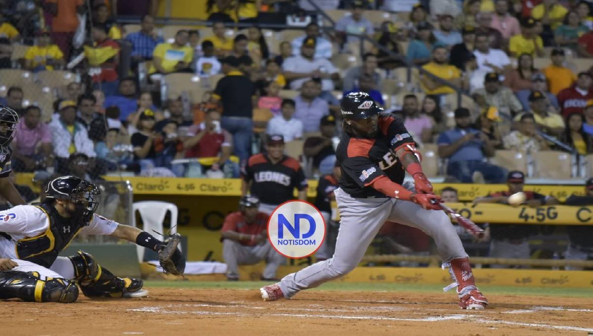 Dominicano Franmil Reyes se consolida líder jonrones Japón