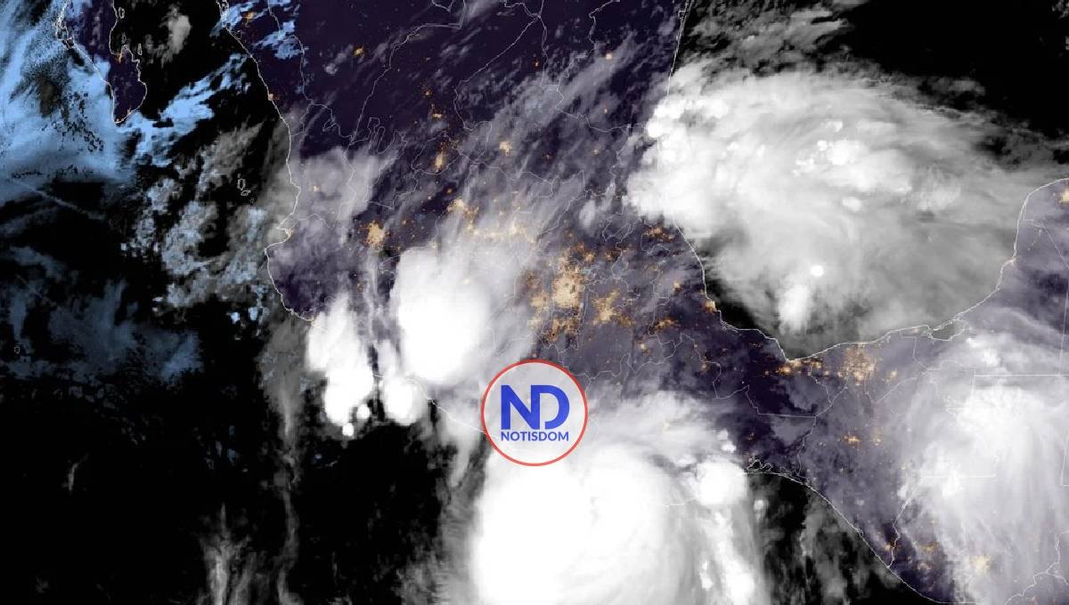 Huracán Erick impacta las costas de México como categoría 4