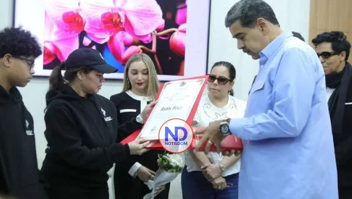 Maduro otorga la nacionalidad venezolana a Rubby Pérez