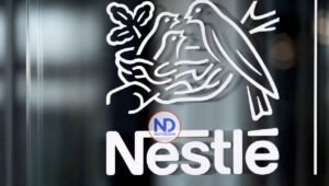 Nestlé dice que eliminará colorantes artificiales de alimentos en EEUU para 2026