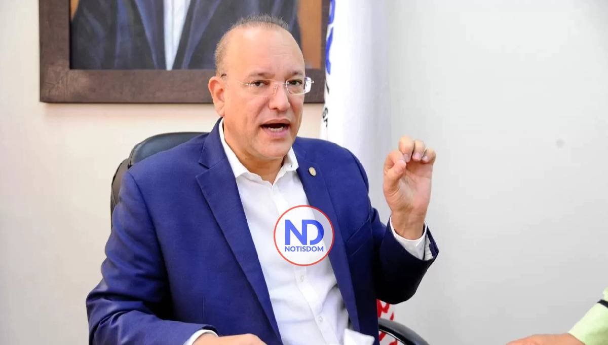 Ulises Rodríguez respalda medidas para mejorar tránsito y movilidad urbana tras congreso en Punta Cana