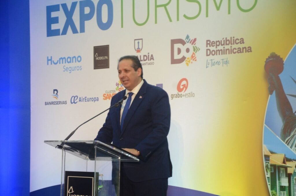 Victor Elias Atallah Inicia Expoturismo 2025 con enfoque en promoción y fortalecimiento del turismo nacional