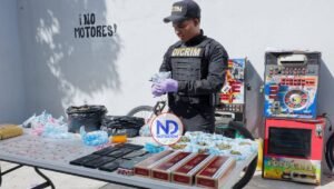 PN decomisa drogas y detiene 33 haitianos en barrio Capotillo