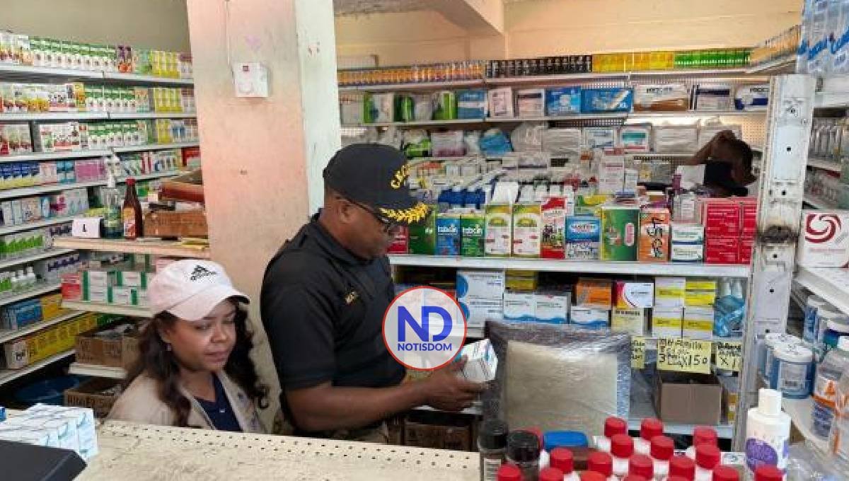 Decomisan fármacos vencidos y falsificados municipio Salcedo