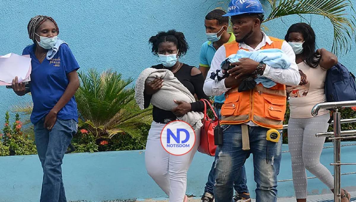 Dicen 2 mil haitianos fueron detenidos en hospitales de RD