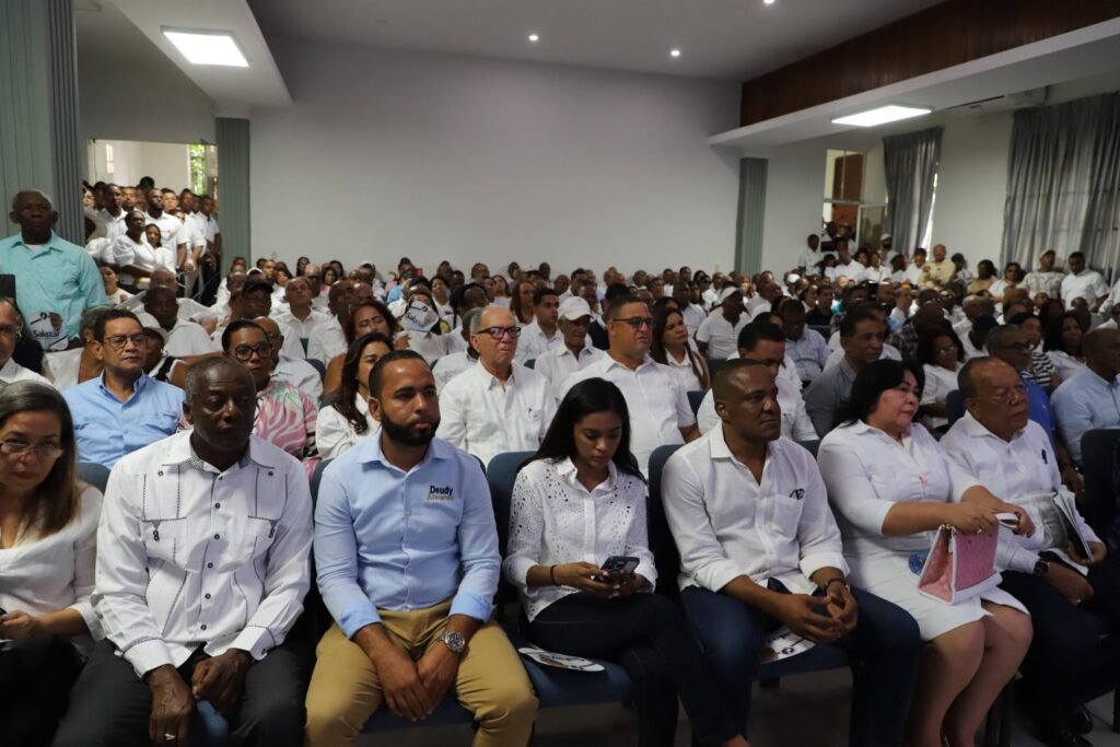 politicos 14 Proponen a Rafael Salazar para la Secretaría General del PRM a nivel nacional