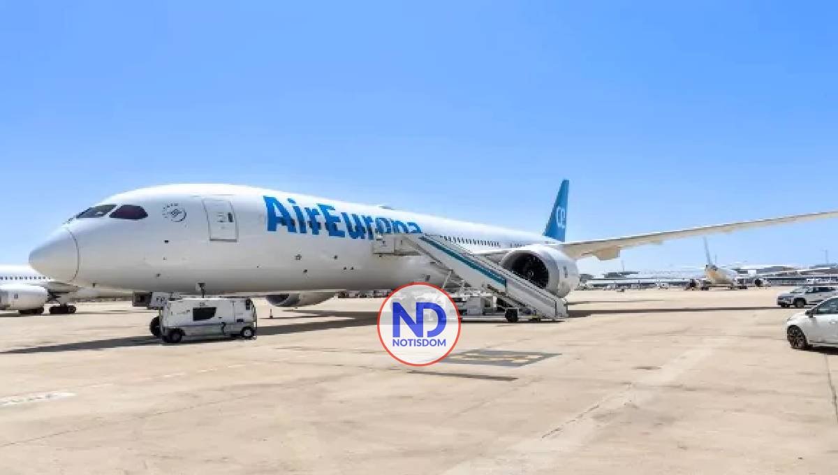 Un avión de Air Europa viaja a Madrid tras aterrizajes de emergencia en Paraguay 2 Un avión de Air Europa viaja a Madrid tras aterrizajes de emergencia en Paraguay