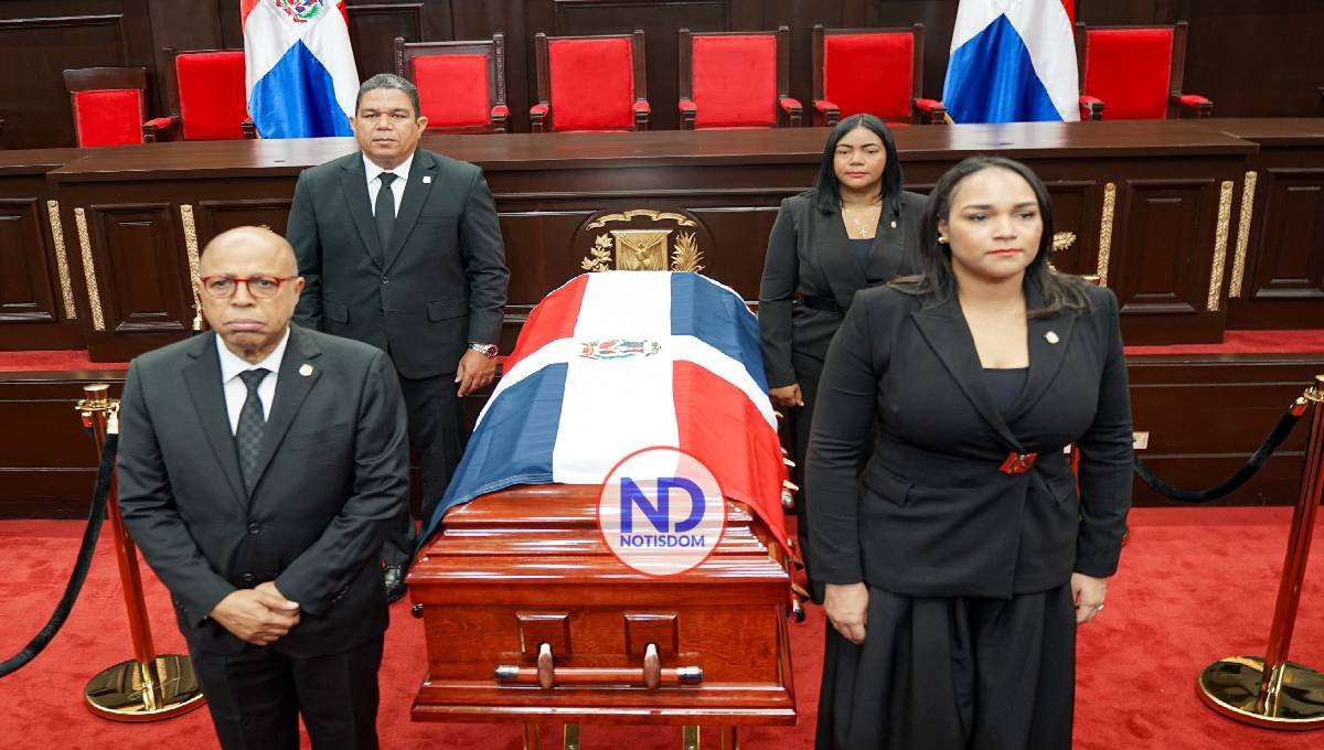 El Congreso Nacional rinde homenaje a Rafael «Fello» Suberví