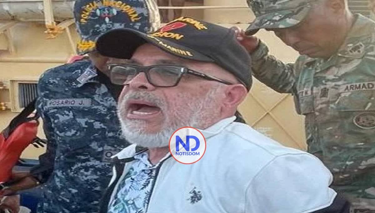 Ángel Martínez recibe monitoreo médico por huelga de hambre en prisión